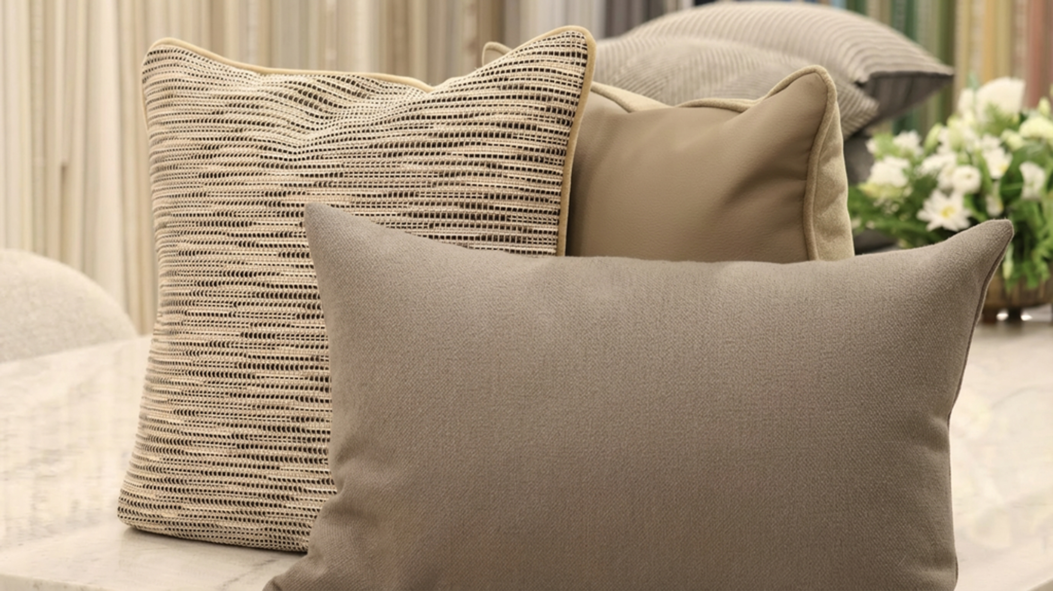 Almofadas-de-alto-padrao-como-a-escolha-transforma-um-projeto-01